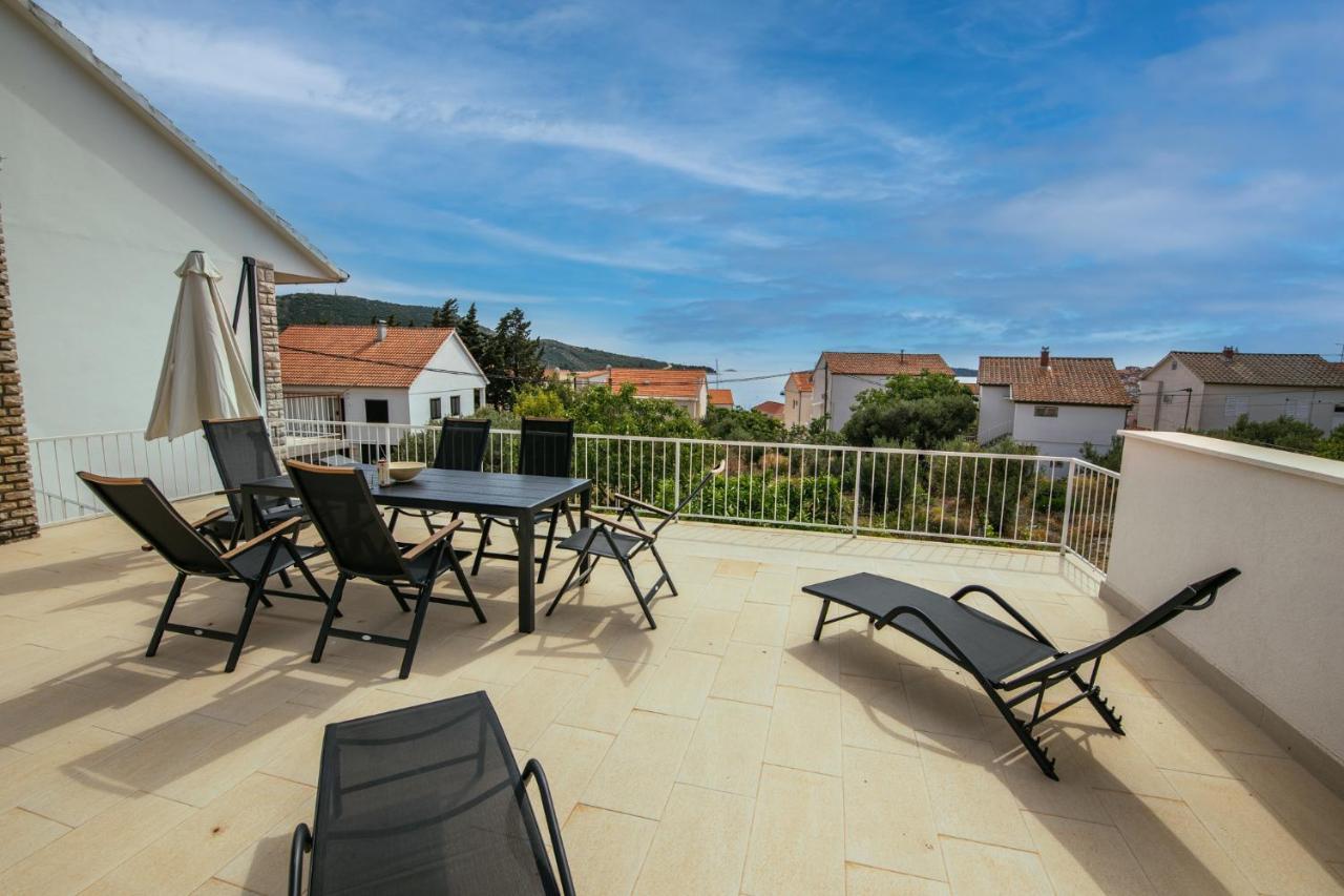 Apartment Michelin Primošten Exteriör bild
